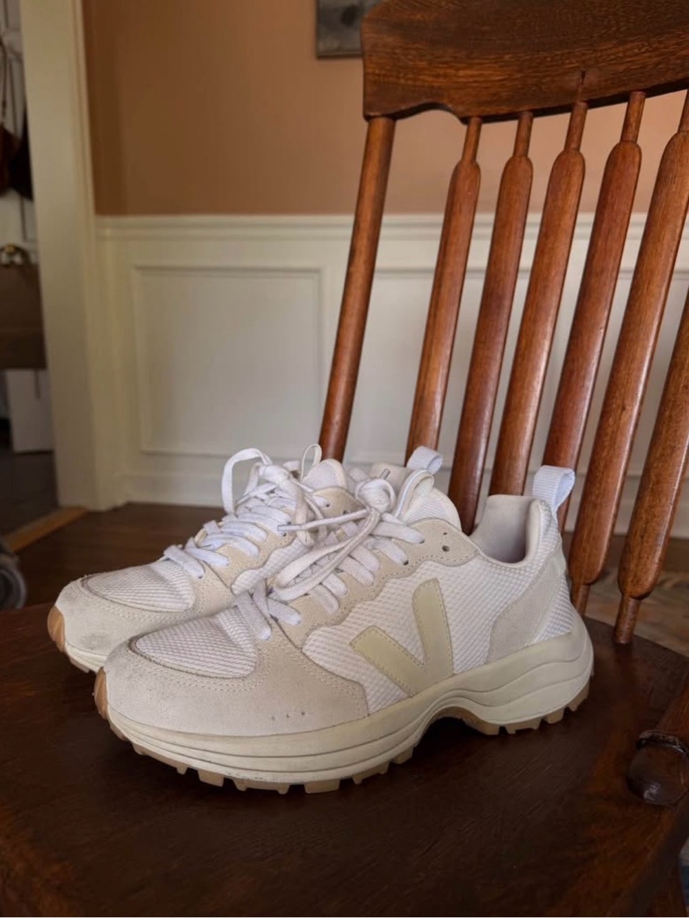 Veja Women’s V-10 Chunky Sneakers in Off-White and Cream